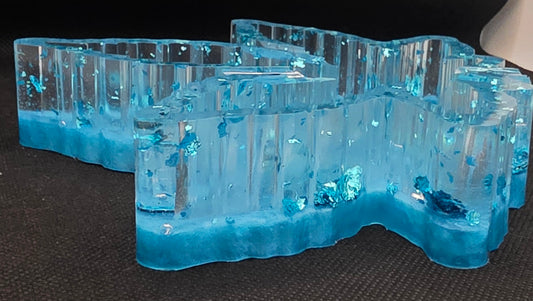 Clear with light blue foil and light blue bottom