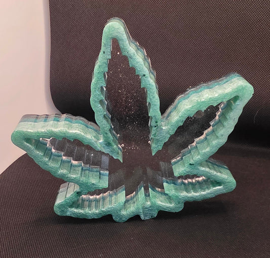 Lt green/Drk green with clear bottom