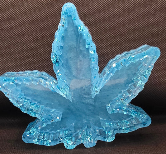 Clear with light blue foil and light blue bottom